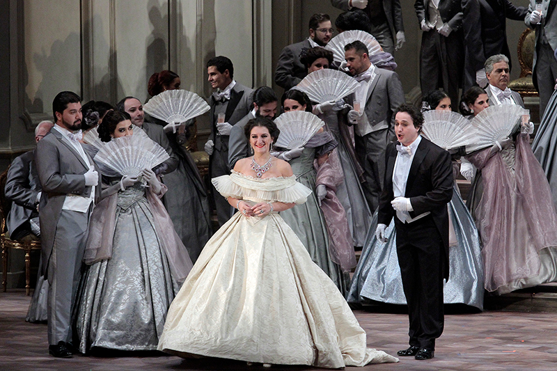 Crítica: La Traviata (Orquestra Sinfônica e Coral Lírico de MG)